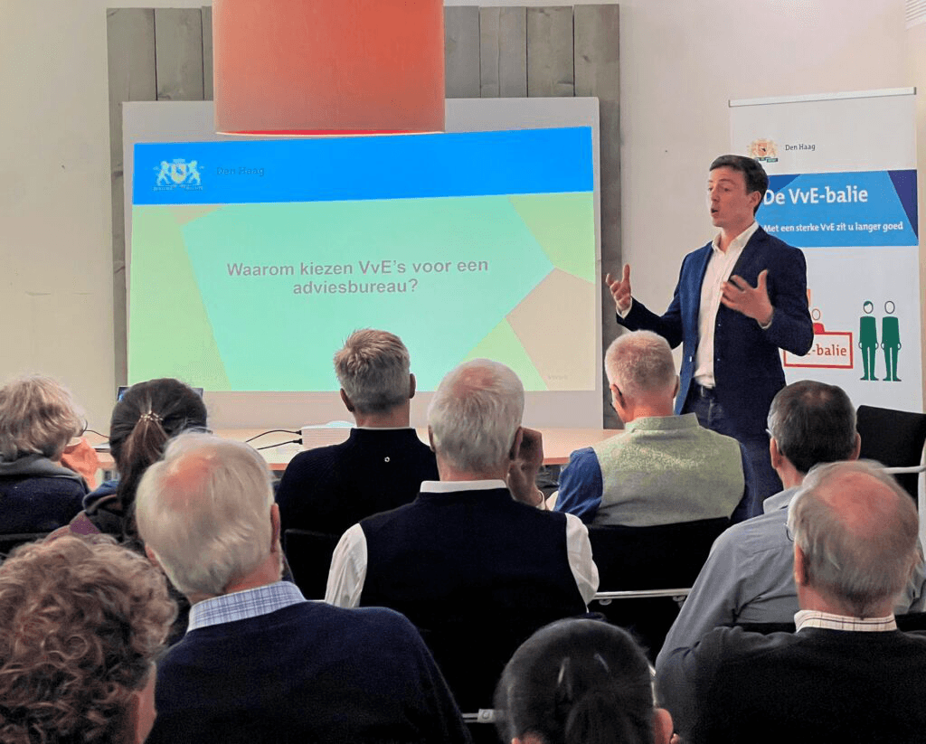Begeleiding 2 Presentatie procesbegeleider verduurzaming VvE 1024x823 1